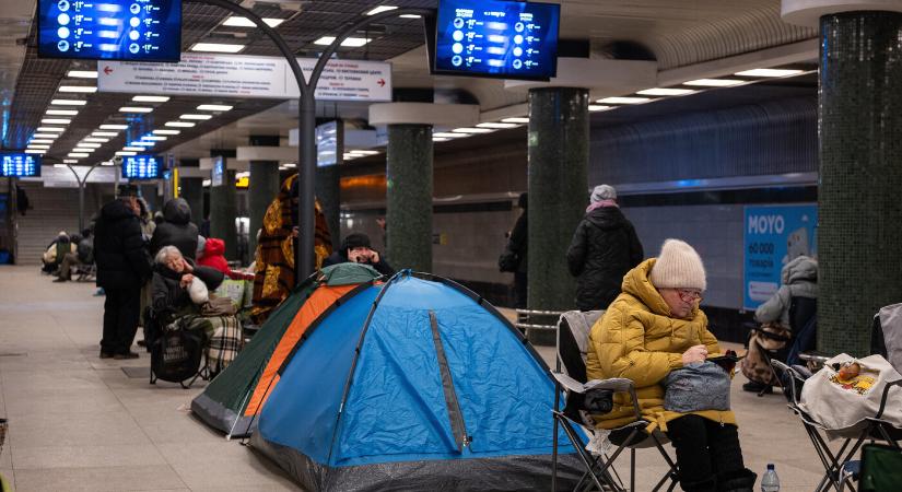 Közel 100 drónt és egy rakétát vetett be ukrajnai célpontok ellen az orosz hadsereg