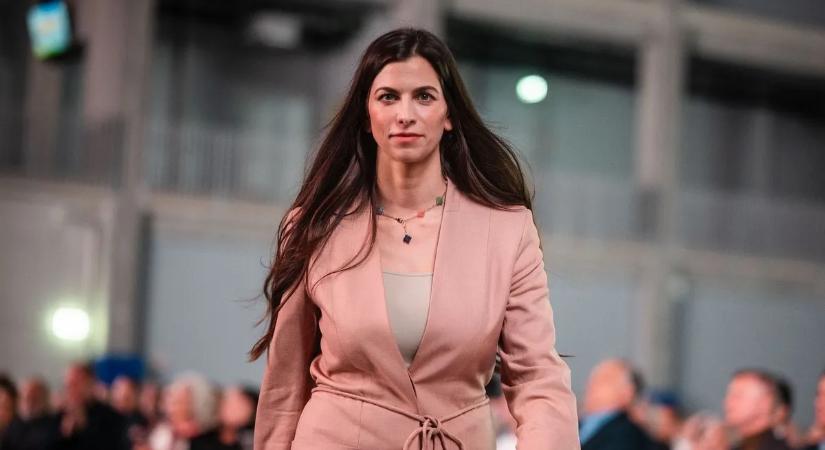 „DK, Tisza: két tojás” – egyszerre támadják a rezsivédelmet a baloldali pártok