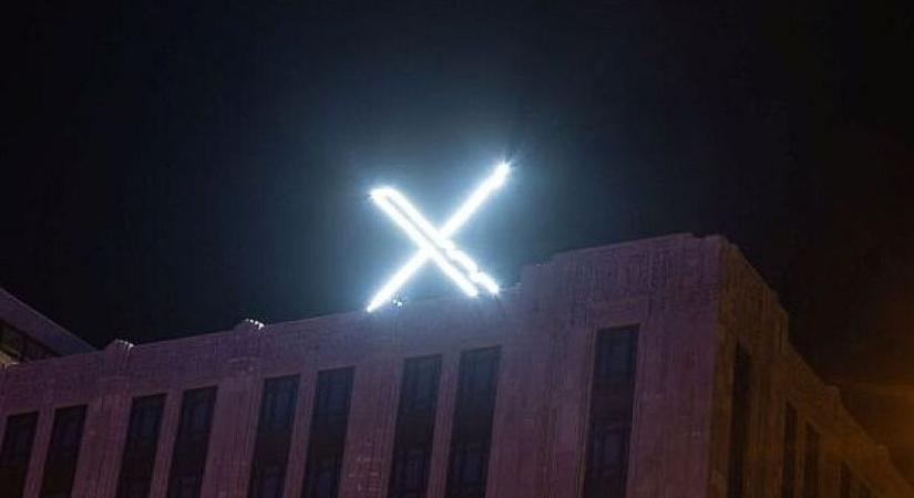 Megnyitotta az X algoritmusának forráskódját Elon Musk