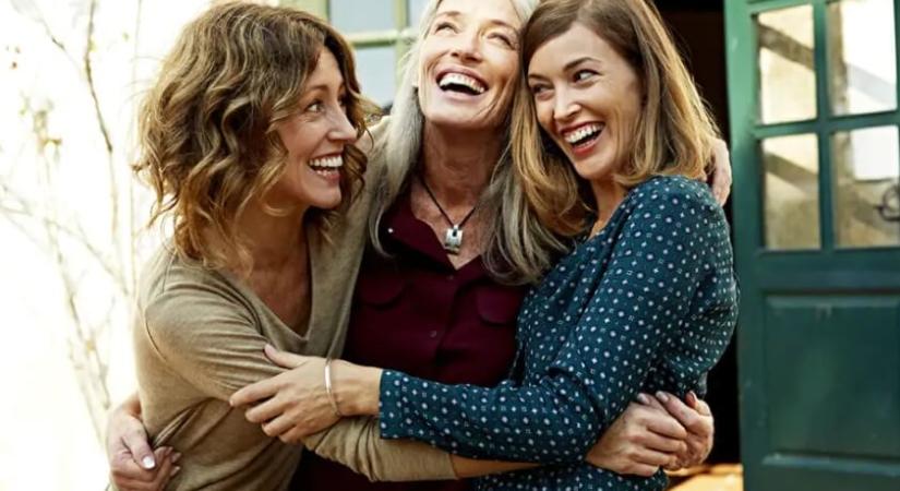 Hogyan lett a „granny core” a legmenőbb stílus 2026-ra?