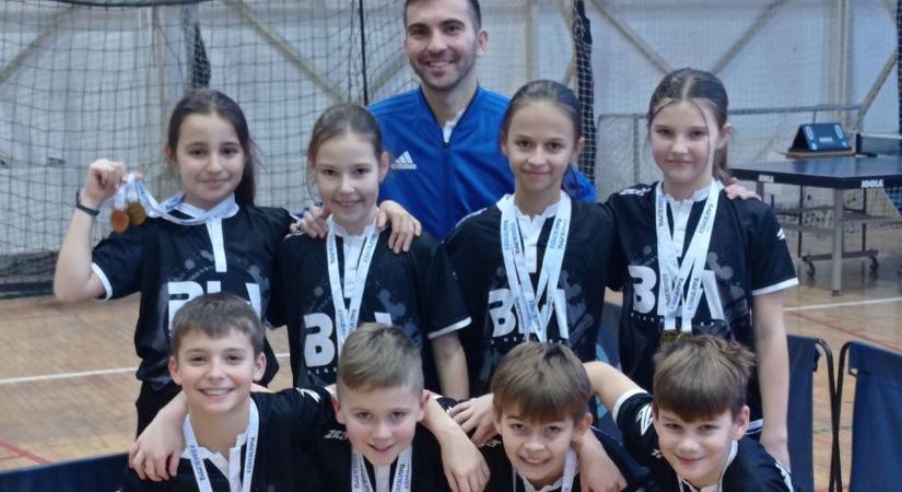 Országos döntőben játszanak a péri asztaliteniszezők