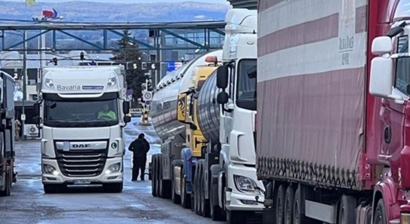 Árukezelési problémák a lengyel határon