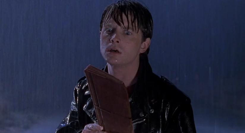 Durva: Pont annyi ideig őrizték Doki 1885-ben írt levelét Marty McFly-nak, mint amennyi idő az átadása óta eltelt