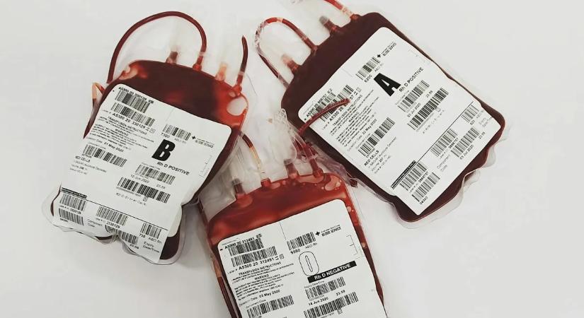 Ritka betegségben szenved, de egy ember megmenthetné a kétgyermekes anyuka életét