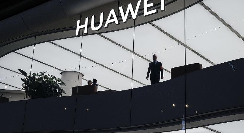 Kémkedéstől tart az EU: kegyetlen szigor jön a kritikus ágazatokban