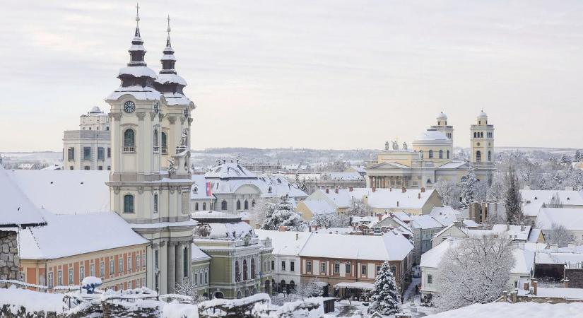 A semmiből jött a hír: bezárhat az egriek által kedvelt áruház?