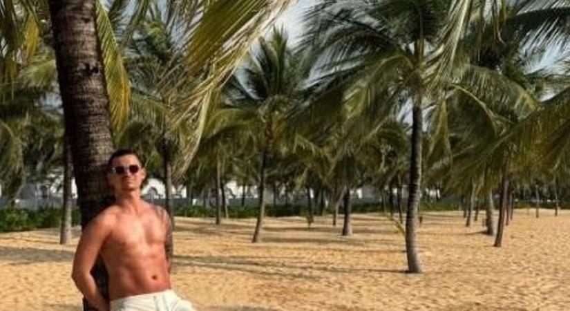 Egzotikus helyen regenerálódik a pécsi futballista