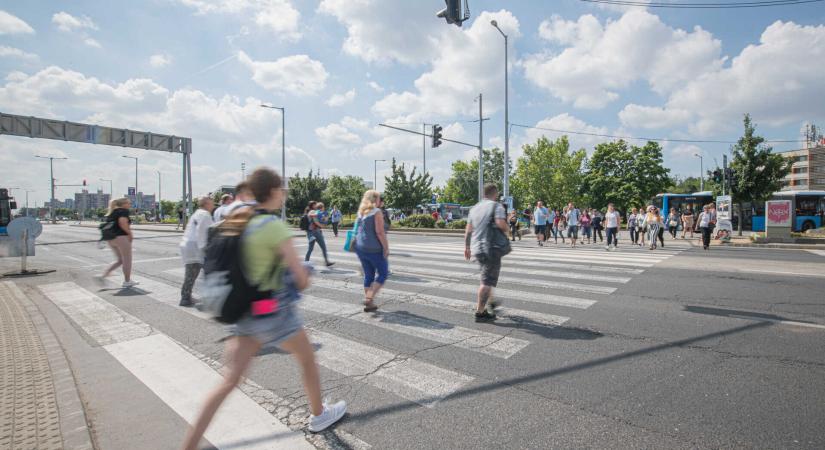 Abszurd és félkész az új magyar KRESZ