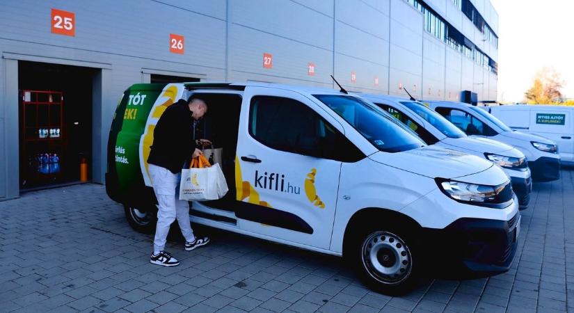 Több száz millió forintért jött házhoz a palackvisszaváltás – volt, aki több ezer dobozt váltott vissza otthon