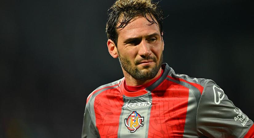 Másfél évtized után térhet vissza nevelőcsapatához a rutinos irányító – sajtóhír