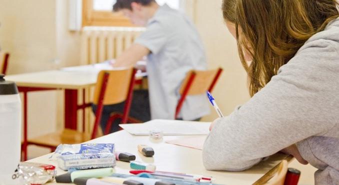 Központi felvételi 2026: ki mehet be az írásbelire a gyerekkel?