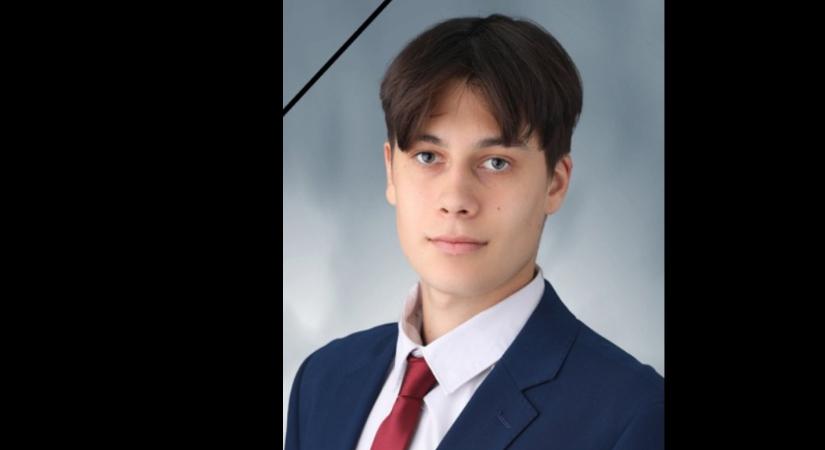 „Együtt lehetett tanulni vele az életet.” Egressy Mátyás iskolája és tanárai is búcsúznak tőle