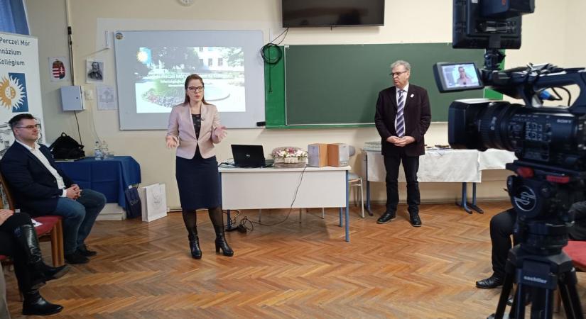 Soha nem látott kihívások előtt az oktatás somogyi szereplői