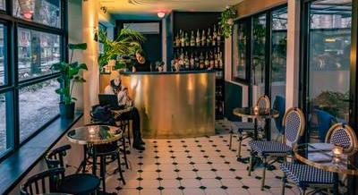 Új randihely a Városmajor szélén – A Titok bárban jártunk