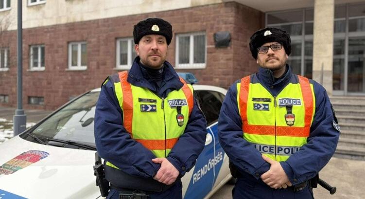 Életet mentettek a zalai rendőrök: duzzadt nyakkal kért segítséget egy nő