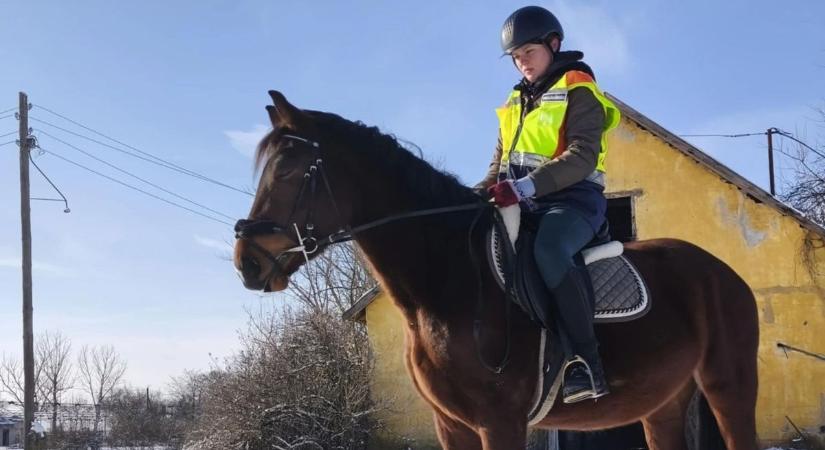 Senkit sem hagynak ott a bajban, Csanádalbertin is mindenkire figyelnek a polgárőrök