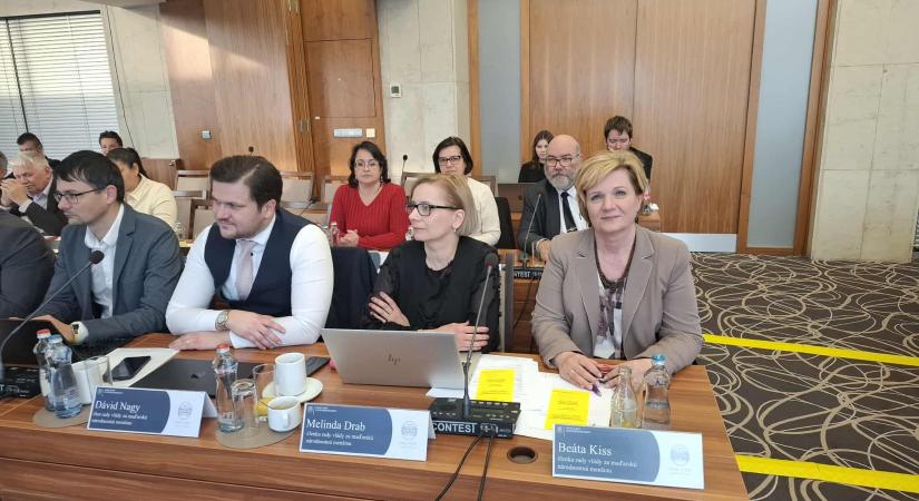 Kisebbségi összefogás a Lex-Beneš ellen: határozatot fogadott el a kormánytanács