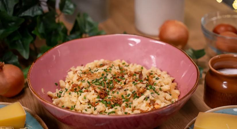 Az alpesi konyha klasszikusára lehetetlen nemet mondani: osztrák sajtos galuska