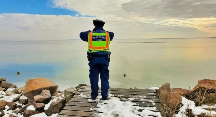 Azt hitte, teljesen befagyott a Balaton? Hát nagyon nem