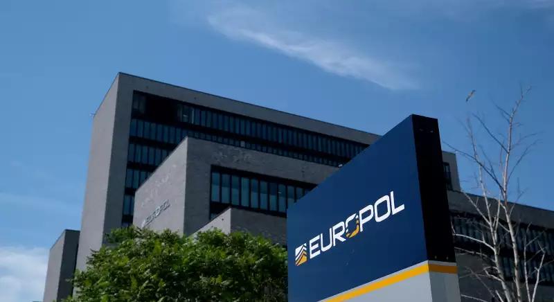 1000 tonna vegyszert foglalt le a valaha volt legnagyobb kábítószer-fogás során az Europol