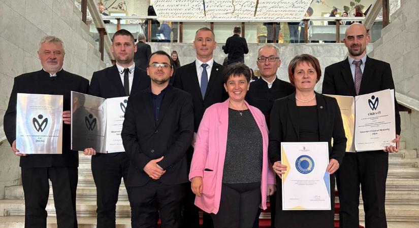 Országos elismerés: minőség díjat és címet vehettek át vasi intézmények