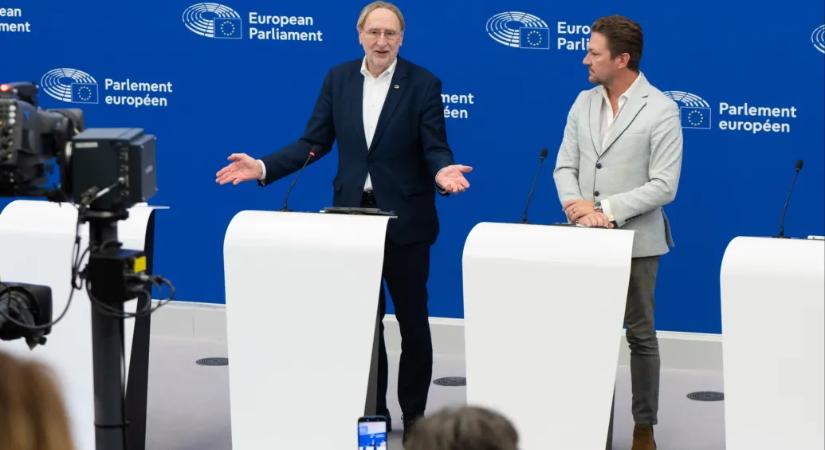 Néhány napon belül kitehetik az asztalra EU gazdasági bazookáját Trump ellen