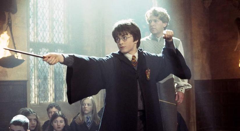 Harry Potterként kell üvöltened a varázslatokat ebben a játékban, különben bajban leszel