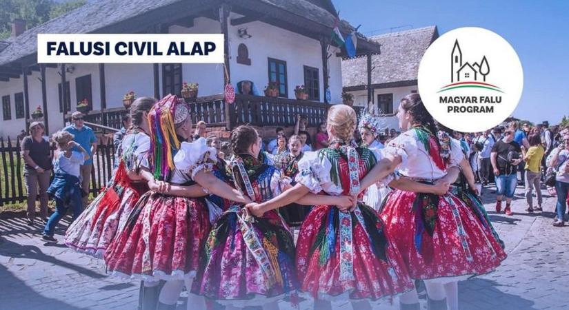 Ötmilliárd forinttal nyílt meg a Falusi Civil Alap, civil szervezetek pályázhatnak