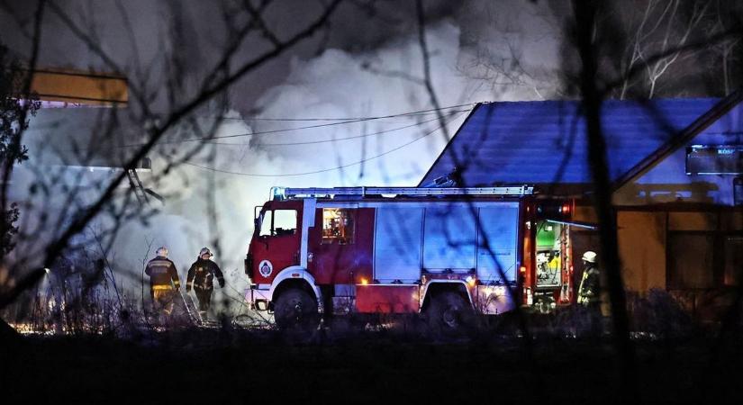 Használaton kívüli benzinkúton csaptak fel a lángok, meghalt az ismert fitneszmodell