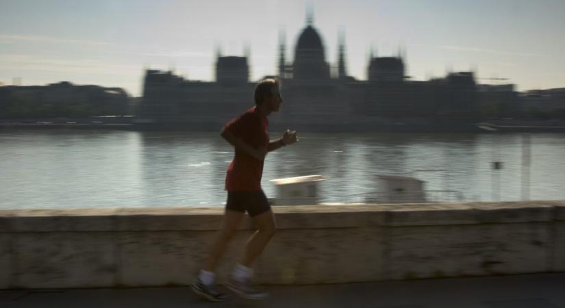 Közlekedésért felelős államtitkár: A futás betiltásáról szóló riogatás egyszerűen nem igaz