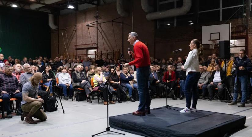 Németh Szilárdnak sok elnézhetetlen ügye volt Csepelen, úgyhogy köszönjük, viszlát, nyolc éve kellett volna menni