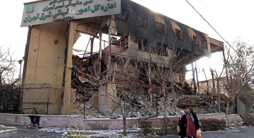 Az iráni állami média szerint több mint 3 ezren haltak meg a tüntetéseken