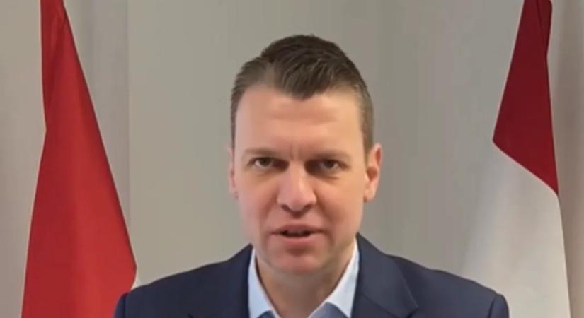 Menczer Tamás a tiszás ellenfelének, Bujdosó Andreának üzent