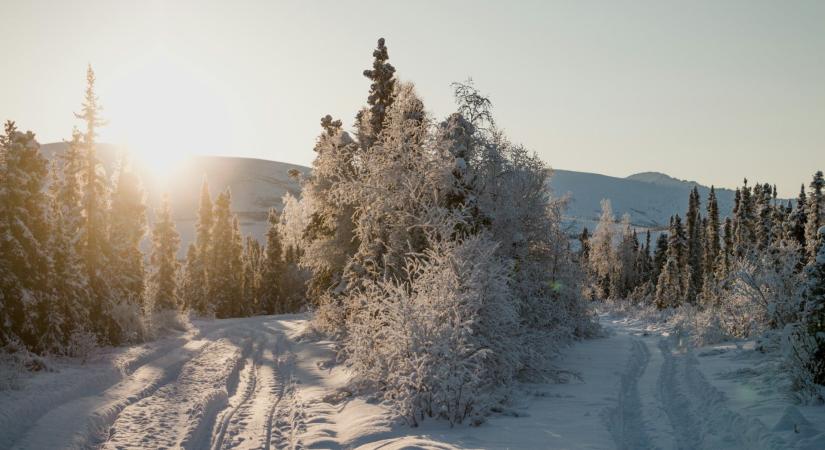 Időjárás 2026. január 22.: A napos délelőttöt helyenként csapadékos, szeles délután váltja