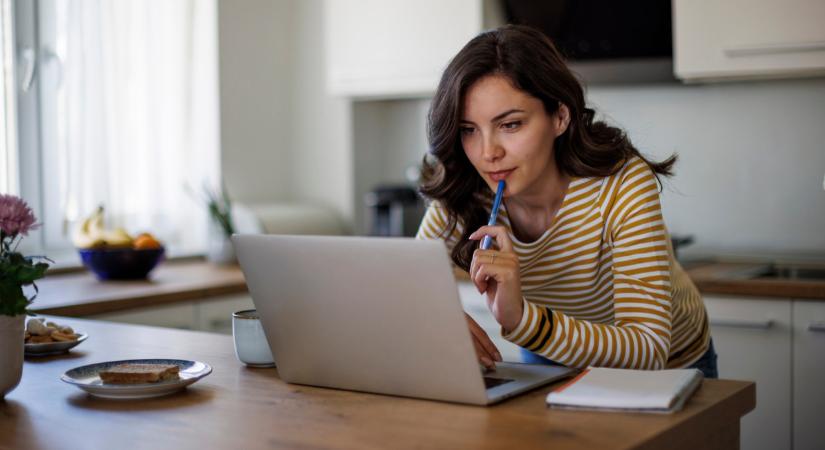 Itt az éves áfa bevallás határideje: így szól az Áfa törvény, ez a nyomtatvány szükséges