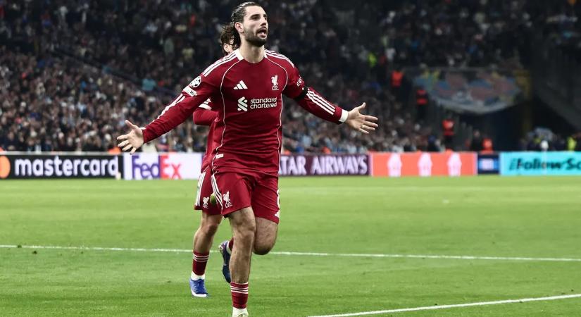 Szoboszlai a csodagóljával egyszerre érte be barátját és a példaképét