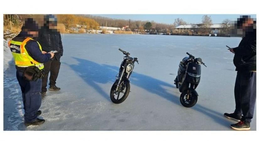 Két embert igazoltattak a Holt-Tisza jegén, nagy baj volt azzal, amit magukkal vittek