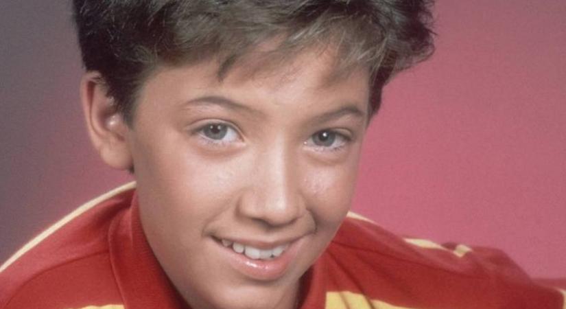 Ő volt Bud Bundy az Egy rém rendes családban: 51 évesen rá sem ismernél az utcán