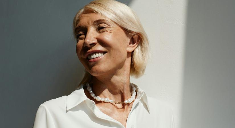 Luxus és vagány: a fodrászok szerint ezek a legjobb frizurák 60 feletti nőknek