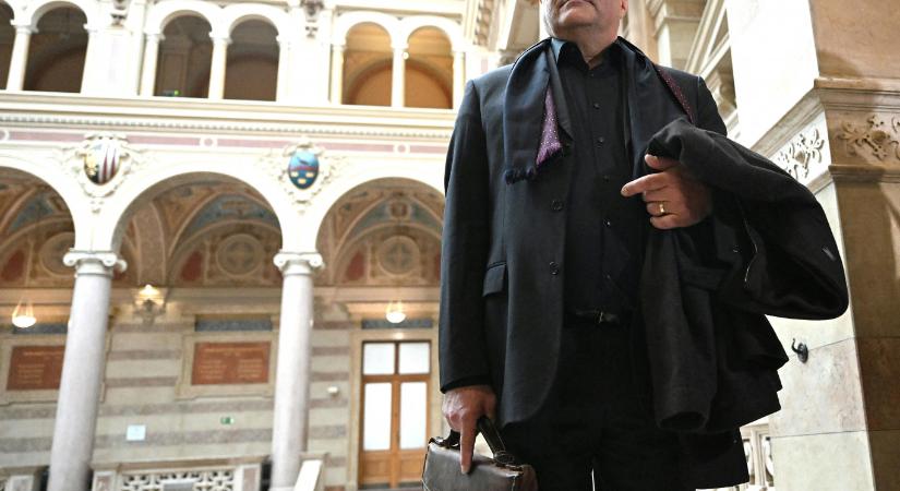 Azzal vádolják az osztrák főkémet, hogy titokban Oroszországnak dolgozott