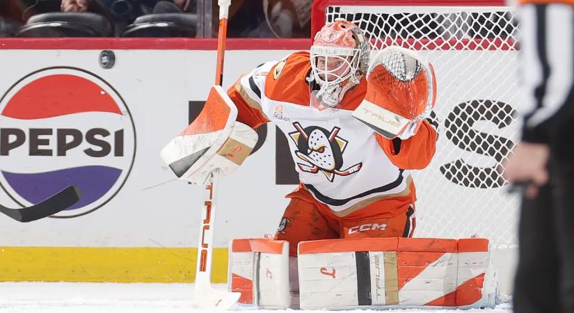 NHL: szétlövéssel kikapott a Colorado Lukas Dostal nagy éjszakáján