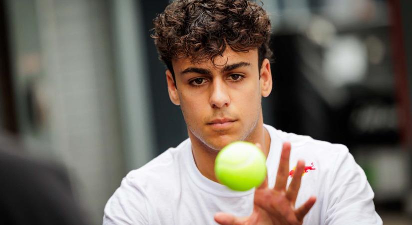 Lindblad felidézte a Norrisnak tett ígéretét: „Öt év múlva találkozunk”