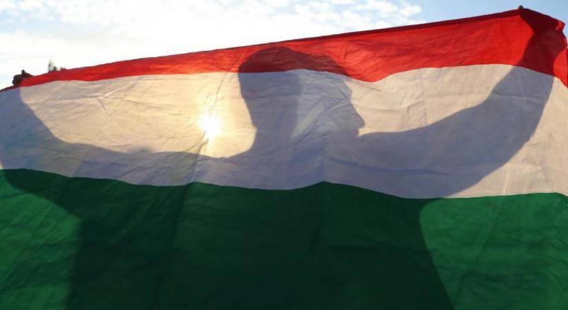 Be akarják tiltani a magyar himnuszt Kárpátalján