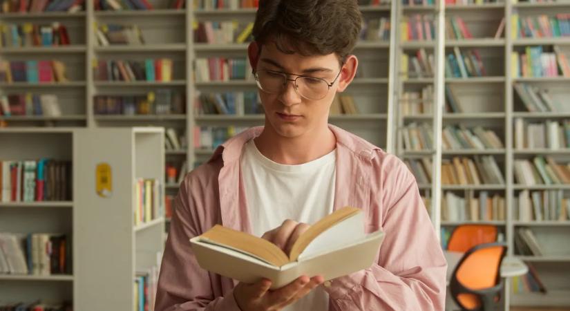 Hatalmas irodalmi kvíz: csak az igazán műveltek tudják hibátlanul kitölteni – Neked menni fog?