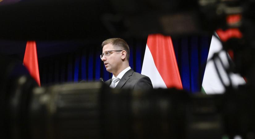 Hozzányúl a rezsicsökkentéshez a kormány - Jönnek a részletek!