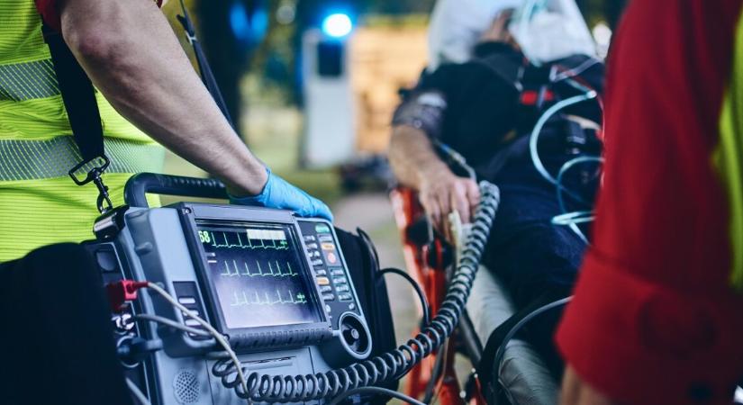 Frontális ütközésben halt meg egy édesanya és 12 éves lánya