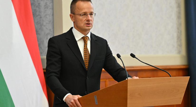 Szijjártó Péter: elfogadhatatlan, hogy a Beneš-dekrétumokra hivatkozva földet vegyenek el bárkitől