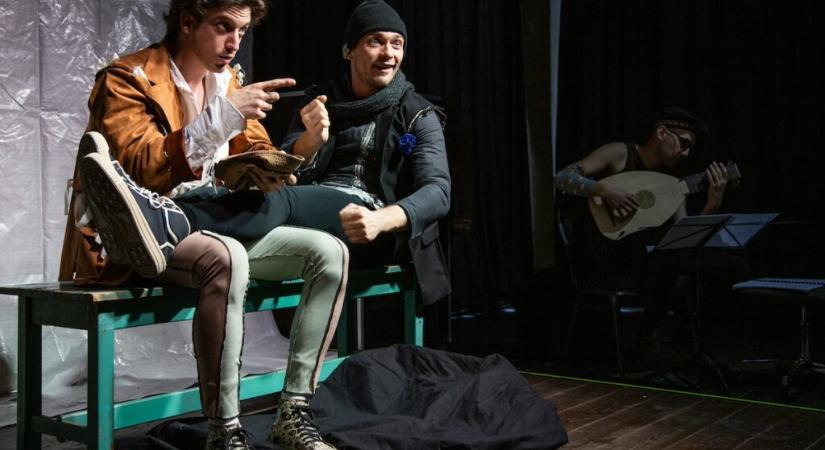 „Szerettünk volna őszinte érdeklődéssel és tisztelettel adózni a hajléktalanoknak” – Interjú Sas Zoltánnal és Kerek Dáviddal