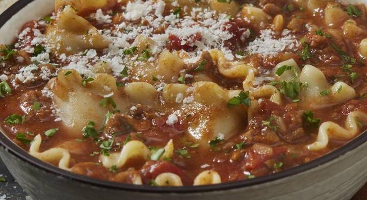 Lasagne egy kanálban: tartalmas, gazdag, finom leves