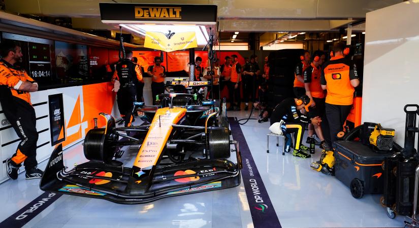 Kihagyja az első F1-es tesztlehetőséget a McLaren